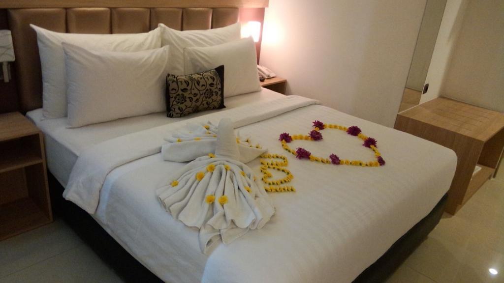 Agria Hotel Богор Екстер'єр фото
