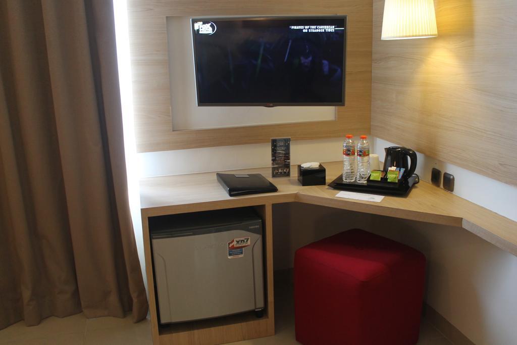 Agria Hotel Богор Екстер'єр фото